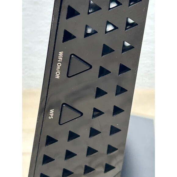 Netgear R6200 Smart AC 1200 Wi-Fi Router Dual Band 4 Ports USB 2.4 & 5 GHz - Picture 7 of 16